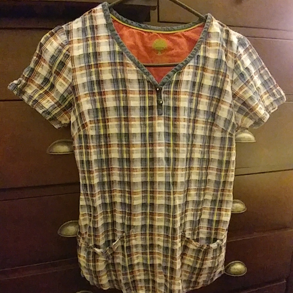 Plaid Healing Hands scrub top Small